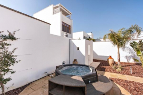 Doberdò Exclusive House & SPA Bath - SIT Apartment Carmiano